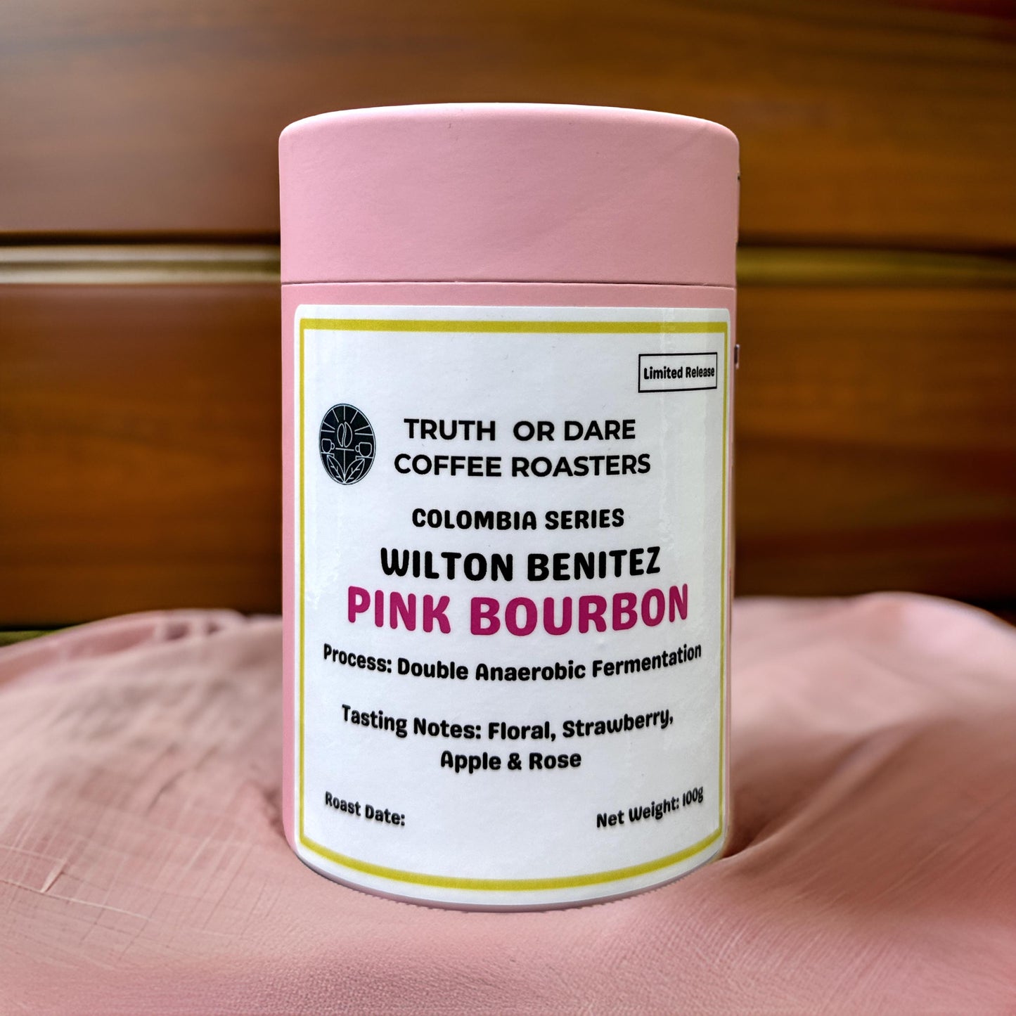 WILTON BENITEZ PREMIUM: PINK BOURBON
